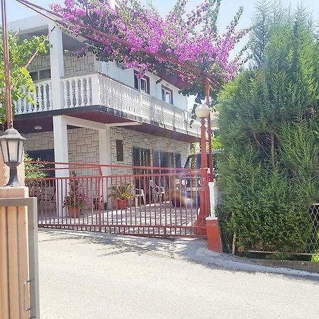 Aparthotel Monterria Bar Buitenkant foto