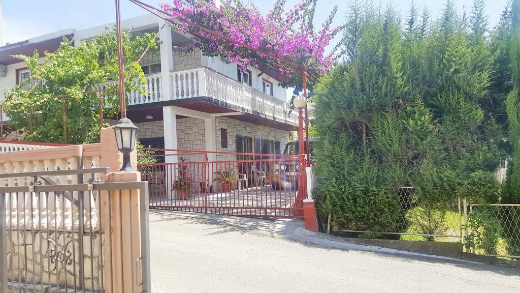 Aparthotel Monterria Bar Buitenkant foto