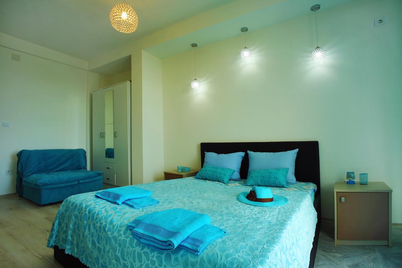 Aparthotel Monterria Bar Buitenkant foto